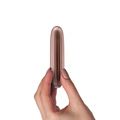 Rocks-Off Coco Rose Gold Vibrator Size